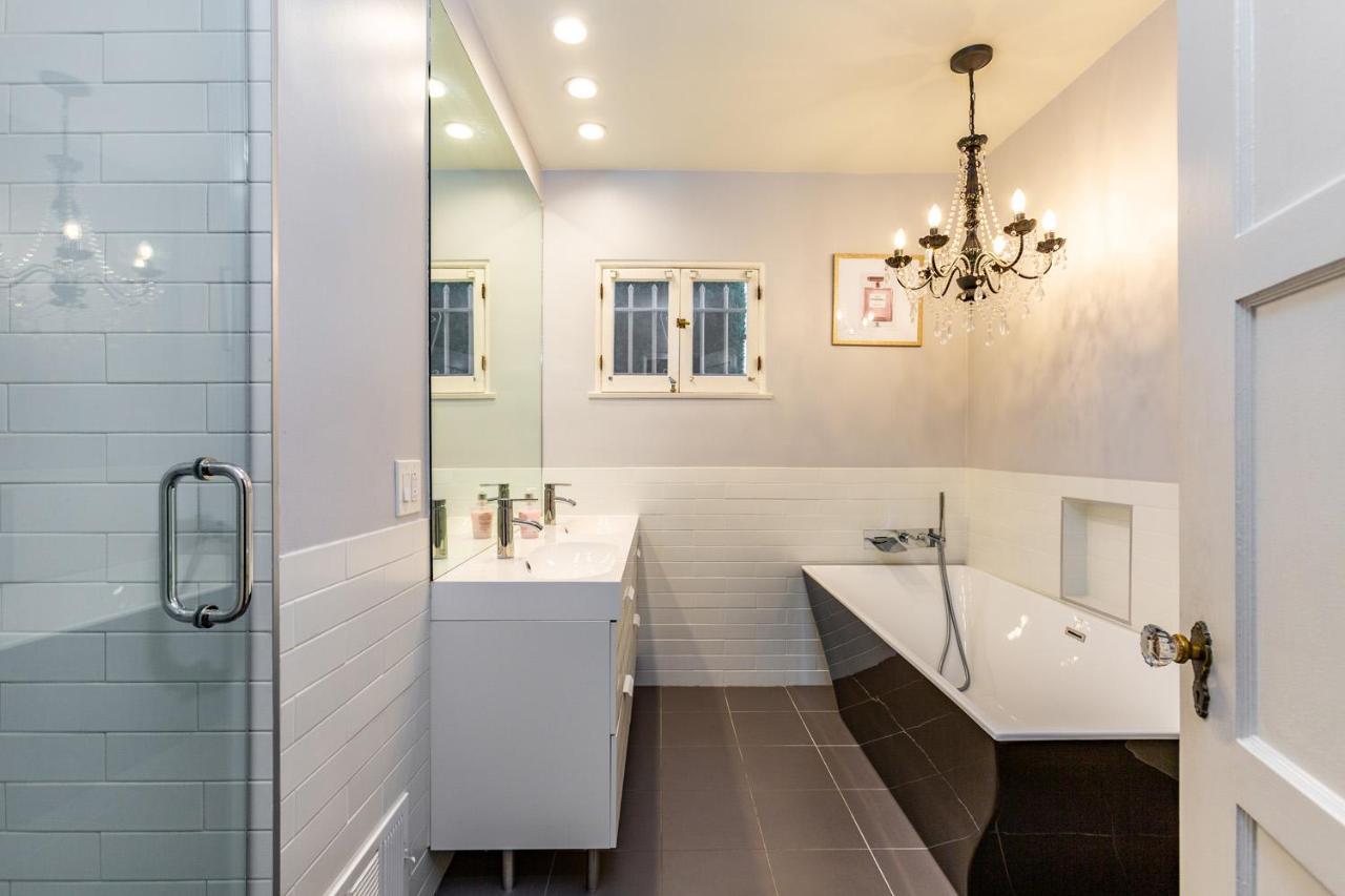 Renovated Spanish 3bd 2ba Near Beverly Hills Apartment *